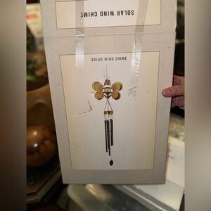 Cracker Barrel Solar Bumble Bee Wind chime light